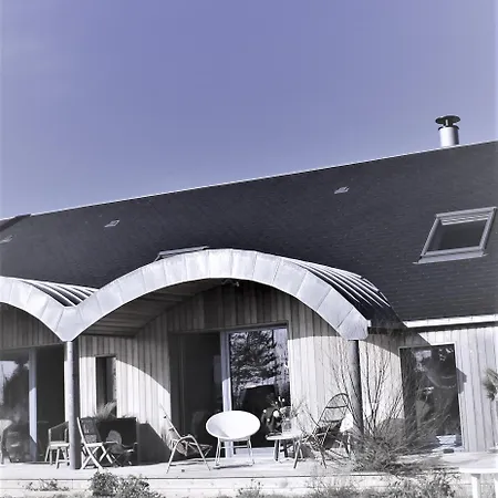 Bed & Breakfast Double Minquiers Dans Maison, Au Calme Sur Le Gr223 3*