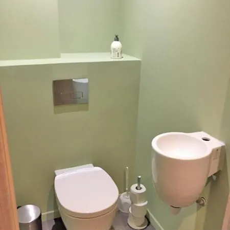 فندق مبيت وإفطار Double Minquiers Dans Maison, Au Calme Sur Le Gr223 3*